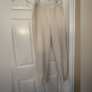 Lululemon Athletica Cream Joggers size 13 EUC